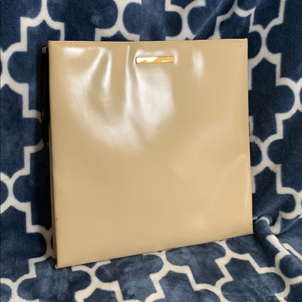 Gucci Cream Tan Beige Patent Leather Gold Hardware Clutch Tote Satchel purse Bag